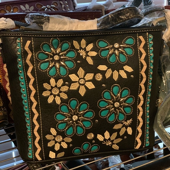 Montana west floral collection crossbody bag black - Picture 2 of 6